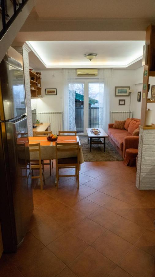 Apartment Akacija Gardens Belgrade Extérieur photo