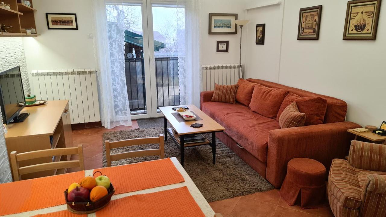 Apartment Akacija Gardens Belgrade Extérieur photo